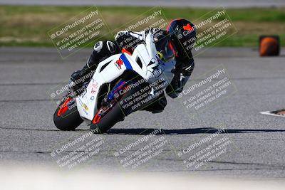 media/Jan-21-2023-Fastrack Riders (Sat) [[fcf3f88a30]]/Level 3/Session 4 Turn 6-Mountian Shot/